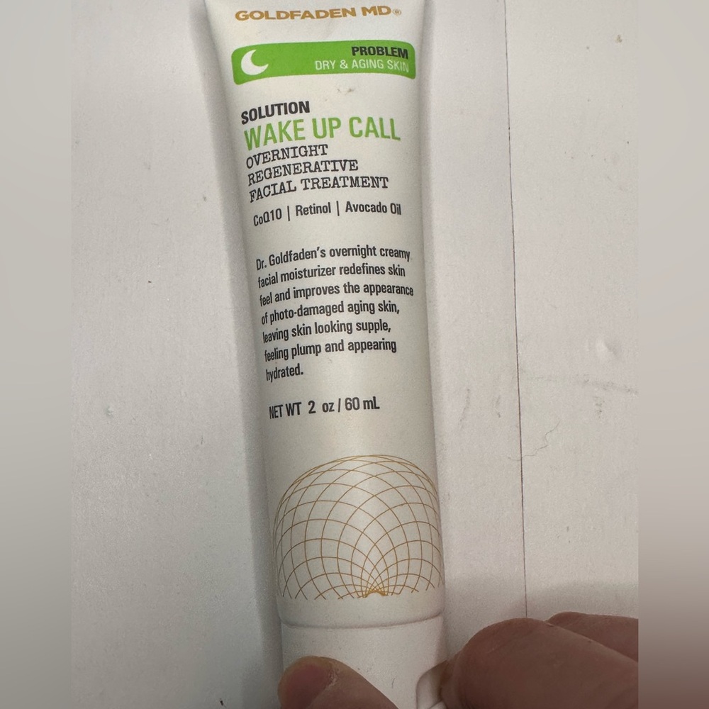 Solution wake up call overnight regenerative facial treatment